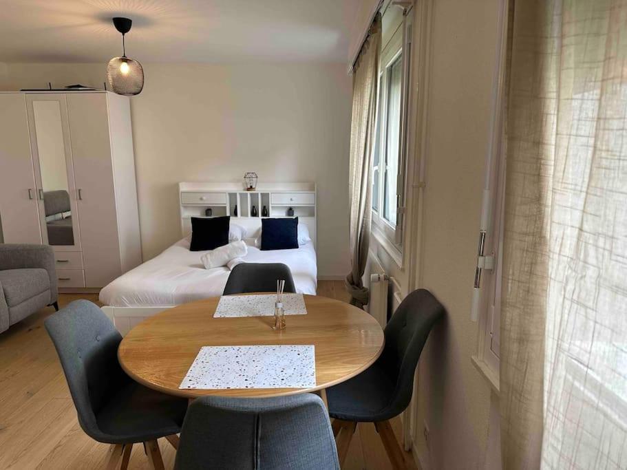 Studio Proche De La Gare ! Appartement Lausanne Buitenkant foto