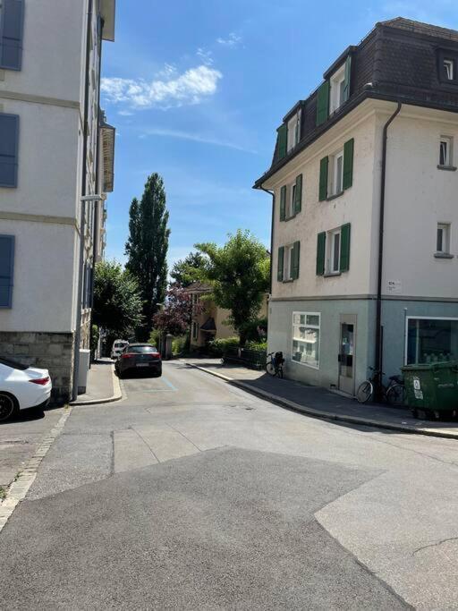 Studio Proche De La Gare ! Appartement Lausanne Buitenkant foto